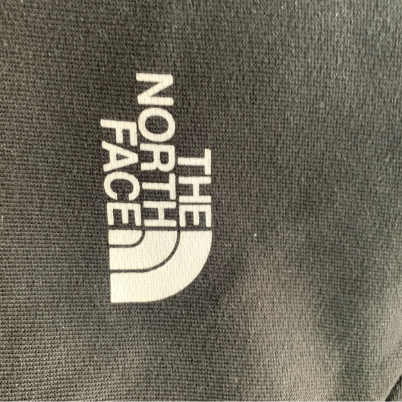 Black long sleeve sweatshirt The North Face size L - Picture 4 of 11